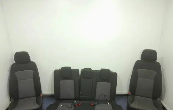 Suzuki SX4 Seat set 
