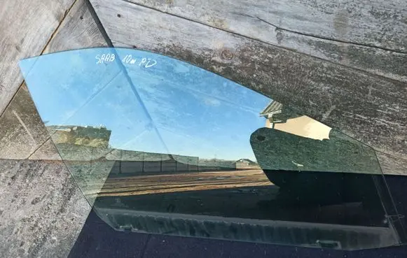 Saab 9-3 Ver2 Front door window glass four-door