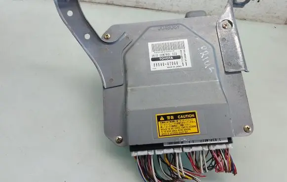 Toyota Prius (NHW20) Brake system control unit/module 8954047060