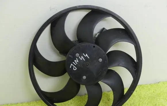 Renault Twingo II Electric radiator cooling fan 9300043 31194118 728051582801