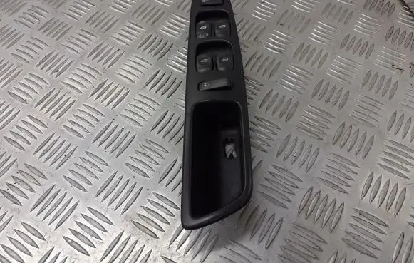 Volvo S40 Front door window switch trim 30889745