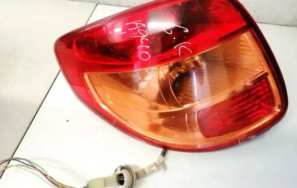 Rear/tail lights