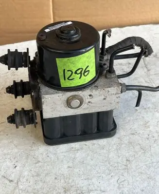 Volkswagen Golf V ABS Pump 1K0907379K 10096003483