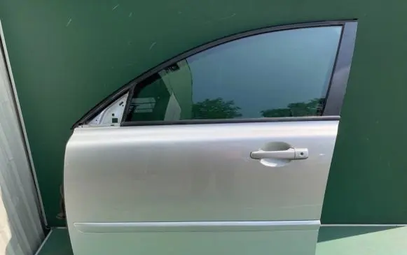 Volvo V50 Front door 31335440 30753143