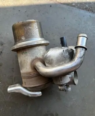 Skoda Octavia Mk3 (5E) EGR valve cooler 04L131512