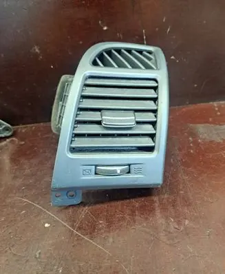 Hyundai Santa Fe Dashboard side air vent grill/cover trim 974902B000 U0422348