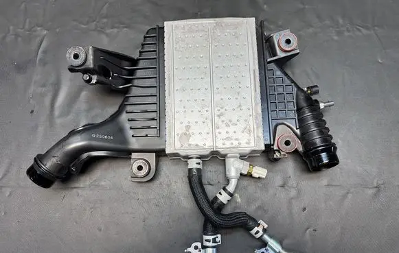 Toyota Hilux VIII Intercooler radiator 1794011090 11090 67590605