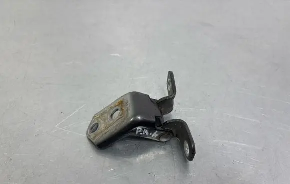 Mazda CX-5 II Front door lower hinge 