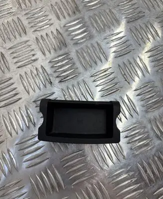BMW 5 E39 Ashtray (front) 82037