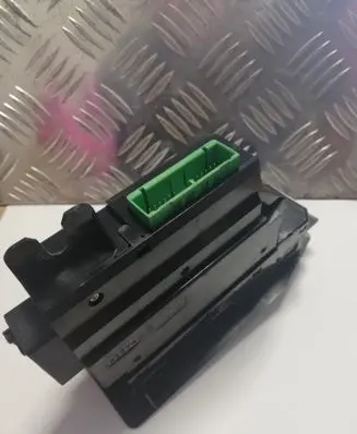 Volvo V70 Electric window control switch 30658147 MP064200127
