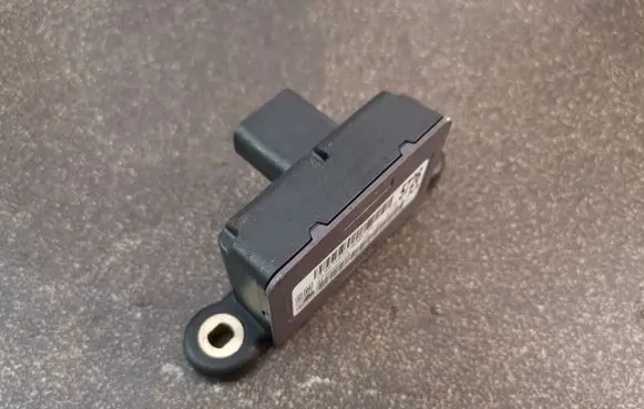 Opel Insignia A ESP acceleration yaw rate sensor 13505726