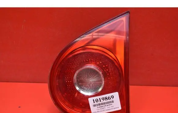 Volkswagen Golf V Rear/tail lights 1K6945094G