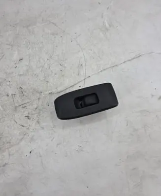 Mitsubishi Pajero Electric window control switch MR445659 0960D7