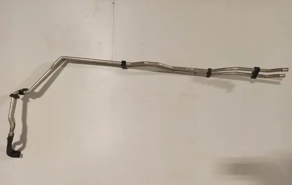 Porsche Cayman 987 Engine coolant pipe/hose 987572181