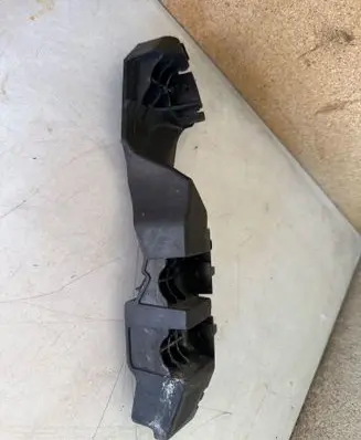 KIA Niro Front bumper mounting bracket 86551AT000
