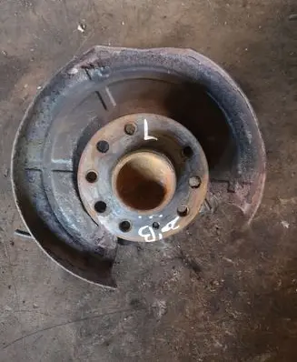 Opel Zafira B Rear wheel hub