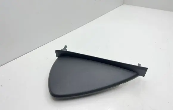 Seat Leon (5F) Dashboard side end trim 5F0857036D M7310 5E0857030
