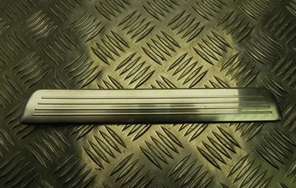 Mercedes-Benz GL X166 Sill A1666860036 I9348