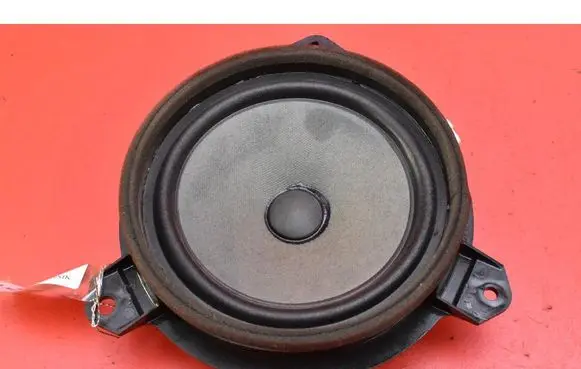 Toyota Auris E180 Subwoofer speaker 86160-0D370