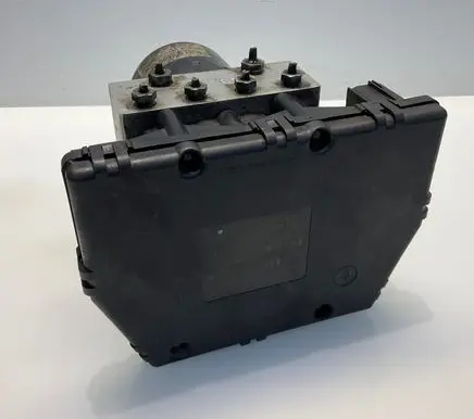 Mercedes-Benz C W203 ABS Pump A2035451632 2035451632