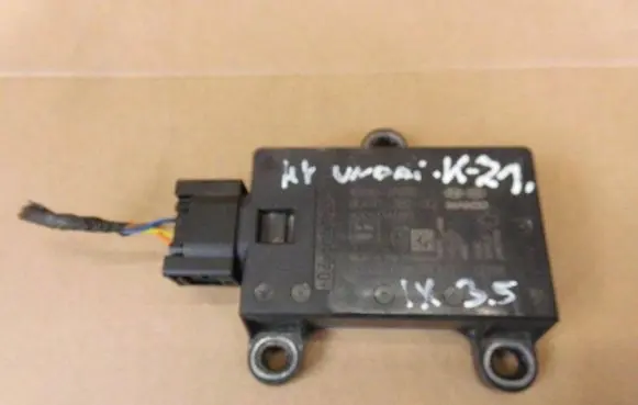 Hyundai ix35 ESP acceleration yaw rate sensor 956902P000