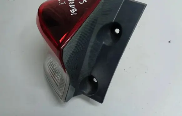 Toyota Auris E180 Rear/tail lights