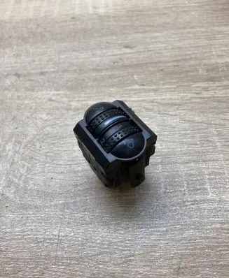 Volkswagen PASSAT B5.5 Headlight level height control switch 3B0941333C