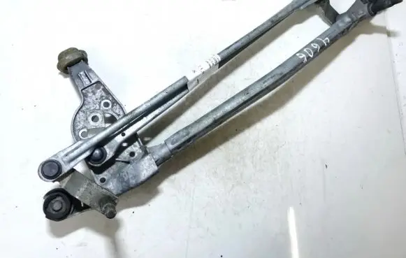 Citroen DS3 Front wiper linkage and motor 9683822580
