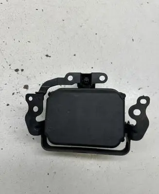 Lexus RX 450H Distronic sensor radar 8821048120 2300007721