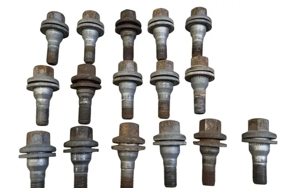Citroen C4 Grand Picasso Nuts/bolts 