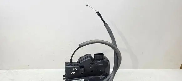 KIA Sportage Rear door lock 814103U010