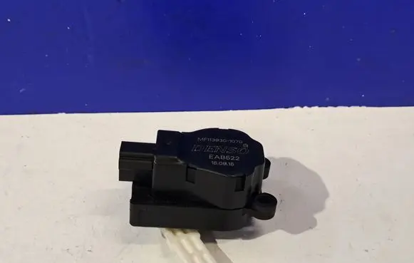 Jaguar F-Type A/C air flow flap actuator/motor MF1139301070
