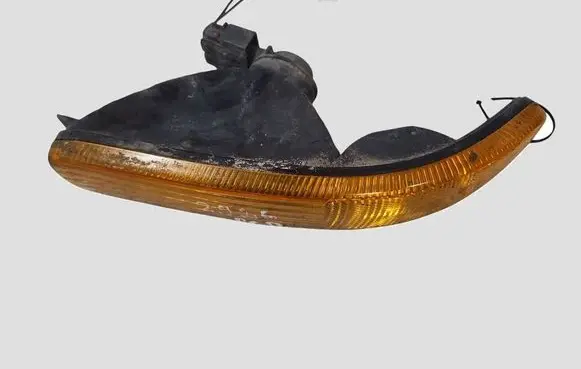 Jeep Cherokee KJ Front indicator light 55155910A 55155934A
