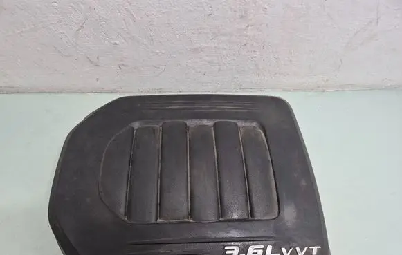 Dodge Grand Caravan Engine cover (trim) 