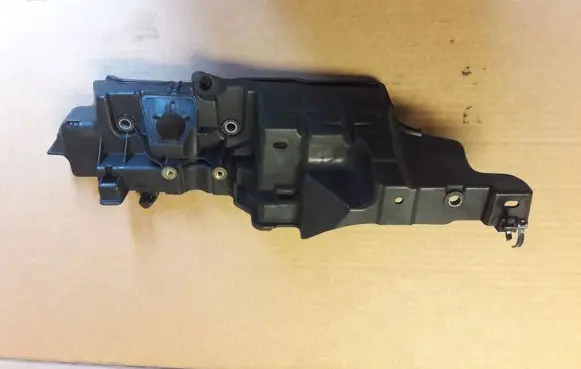 Renault Kadjar Other engine bay part 175B11122R 175B17398R 175B15400R