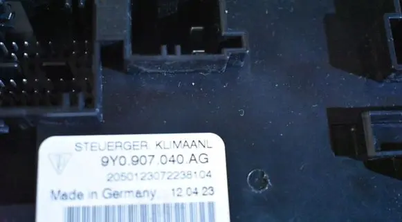 Porsche Cayenne (9Y0 9Y3) Trunk lid opening control unit 9Y0907040AG55