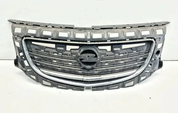 Opel Insignia A Front bumper upper radiator grill