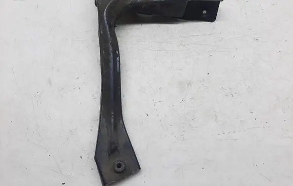 Audi A6 Allroad C5 Fender mounting bracket 4B0821135AA6C5