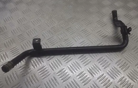 Volkswagen PASSAT B5 Engine coolant pipe/hose