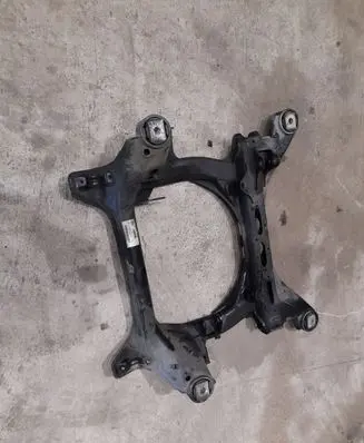 Audi Q7 4L Front subframe 7L0400025