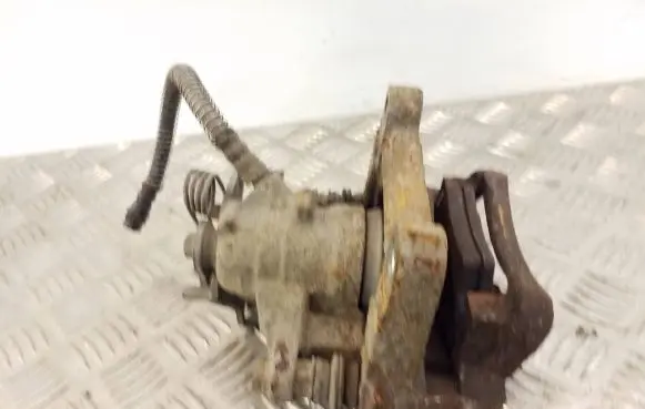Opel Vivaro Rear brake caliper