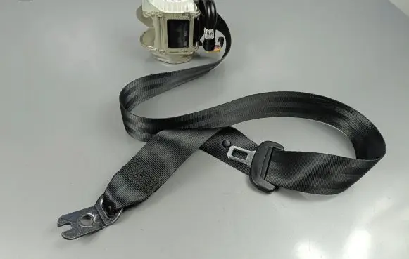 Cupra Formentor Rear seatbelt