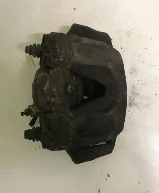 Mercedes-Benz E W212 Front brake caliper