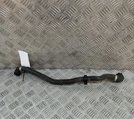 BMW 4 F32 F33 Engine coolant pipe/hose 7624676