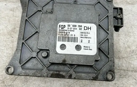 Opel Astra J Engine control unit/module 55559394 5WK9419 7032201015