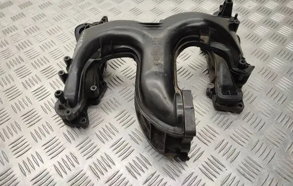 Volkswagen Touareg II Intake manifold 059129711CF