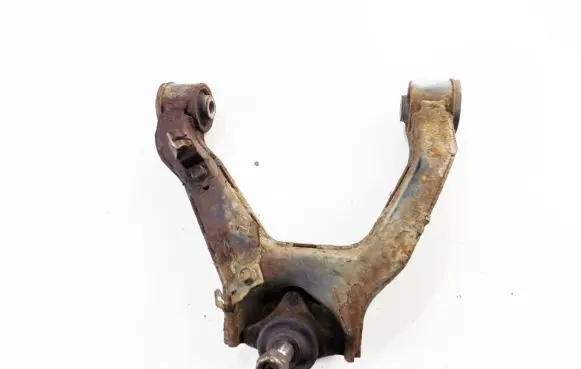 Mitsubishi Pajero Front lower control arm/wishbone