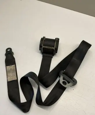 Volkswagen Transporter - Caravelle T4 Rear seatbelt 703857811