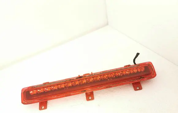 Audi A4 S4 B7 8E 8H Third/center stoplight 8H0945097