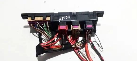 Audi A6 S6 C5 4B Fuse box set 8L0941822A